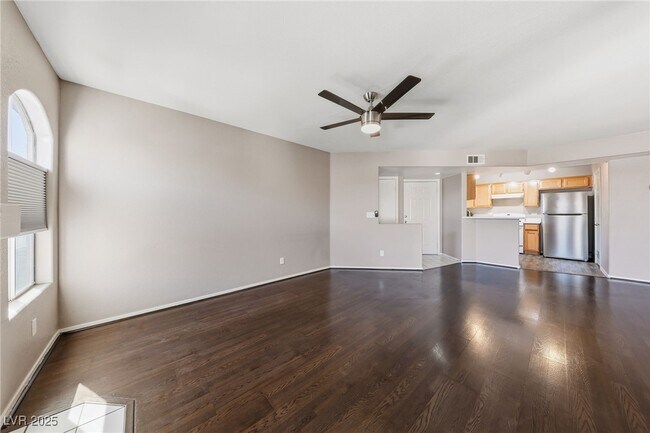 Photo - 4555 E Sahara Ave Unit 221