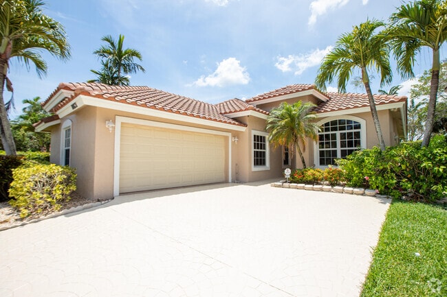 Building Photo - 10821 La Salinas Cir Rental