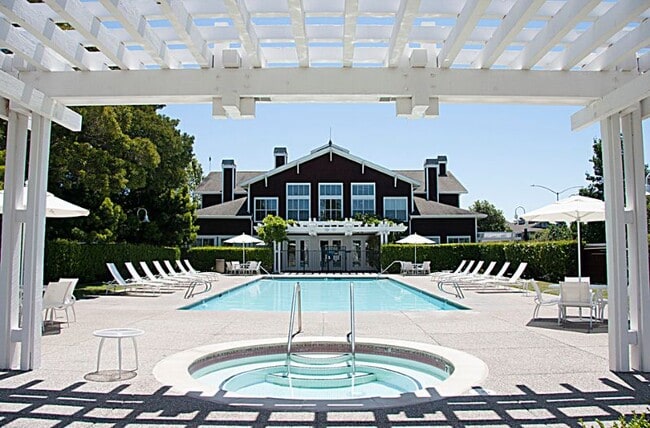 Building Photo - 26 Bayside Ct Unit 0