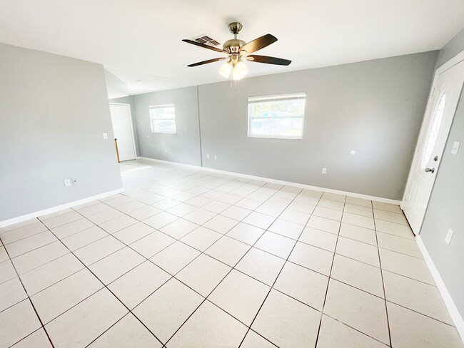 Photo - 2BED/1BATH Duplex COMING SOON!