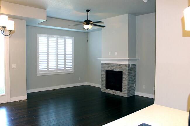 Photo - 5055 River Roads Dr