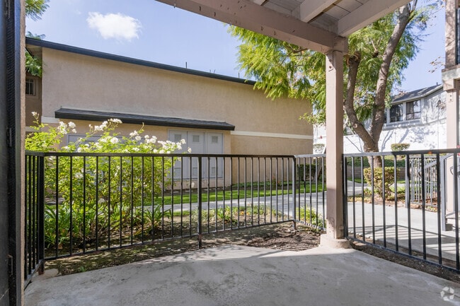 1HAB, 1BA - 750 ft² - Vintage Apartments For Senior 55+