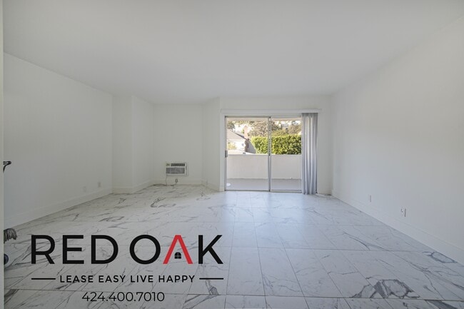 Building Photo - 3949 Los Feliz Blvd Unit 212