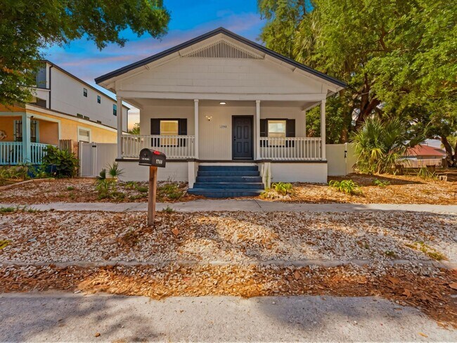 Photo - 1740 W Cherry St