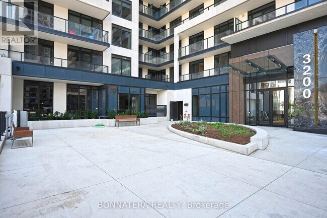 Photo - 3200 William Coltson Ave Unité 626