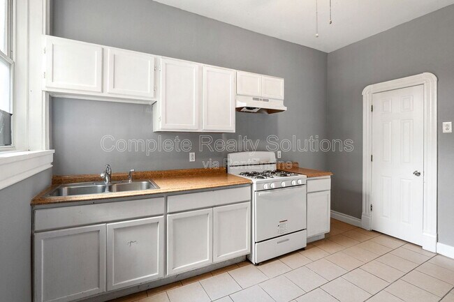 Photo - 5130 Kensington Ave Unidad 1