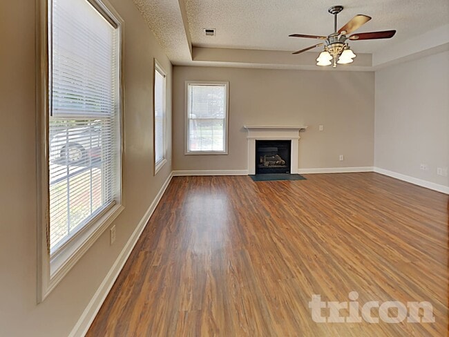 Photo - 48 Bristlecone Ln