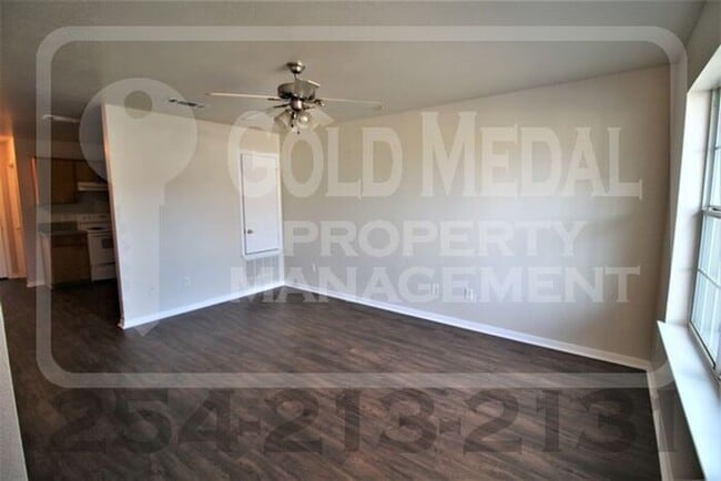 Photo - Charming Cove Living on Ave E! 401 W Ave E, Unit C