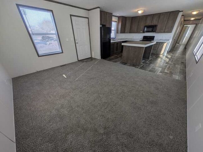 Photo - 16151 Notre Dame St