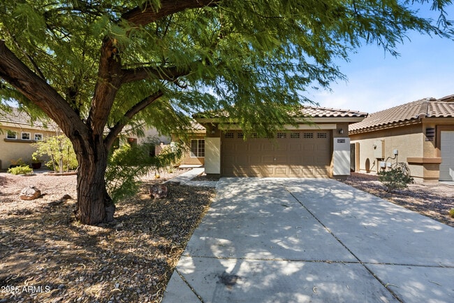 Building Photo - 41284 W Cahill Dr