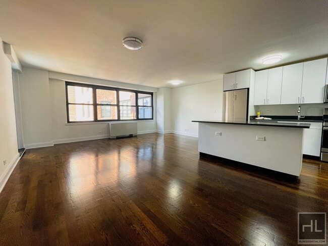 Building Photo - East 82nd Street