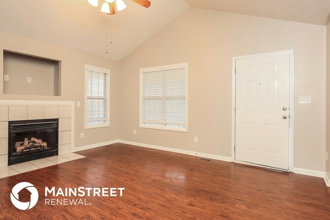 Photo - 105 Hazelwood Ct