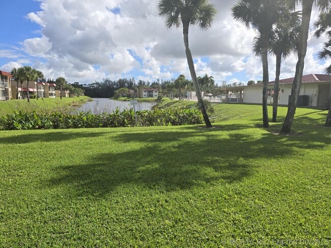 112 Lake Dora Dr