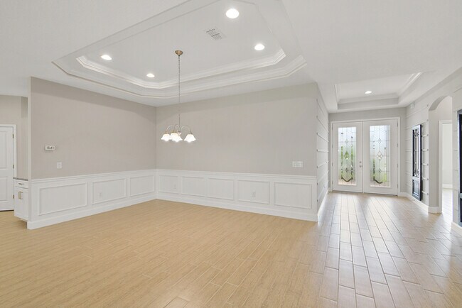 Photo - 202 Messina Pl