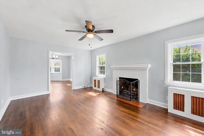 Photo - 203 Commonwealth Ave