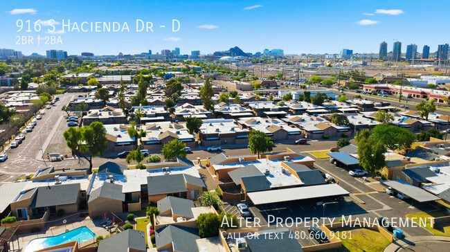 Building Photo - 916 S Hacienda Dr