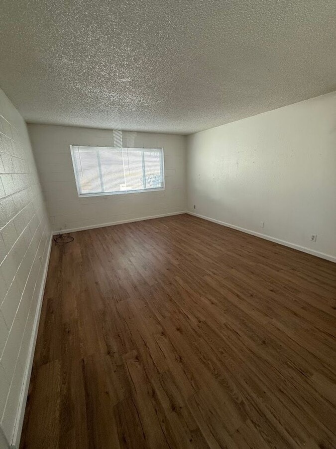 Photo - Updated 2 Bed/ 1 Bath