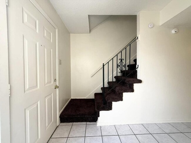 Photo - 1620 Newport Pl