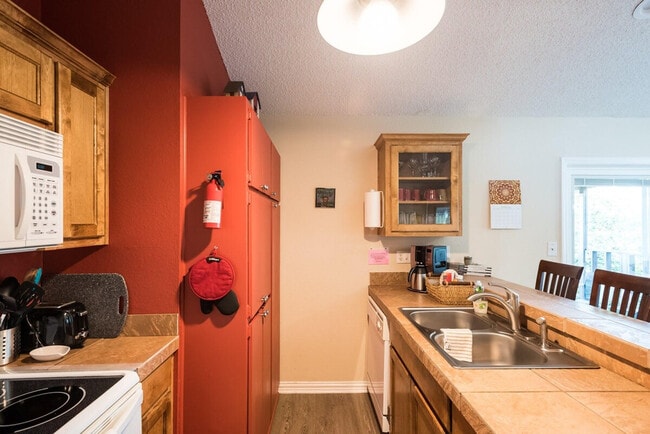 Photo - 1200 Hollow Creek Dr Unit ID1054229P