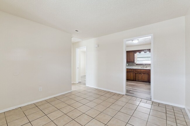 Photo - 2 bed, 1 bath apartment in Noble,OK Unit 2