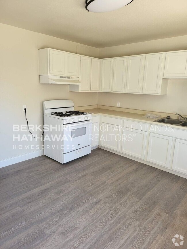 Building Photo - 1509 W Hank Ave Unit 1509-C W Hank (647) Rental