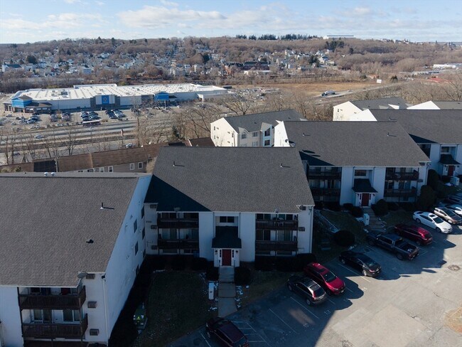 Photo - 11 Gibbs St Unit 28