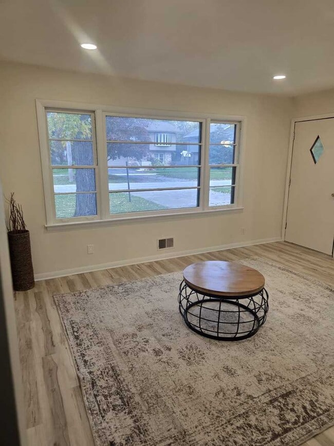 Photo - 4905 143rd Pl