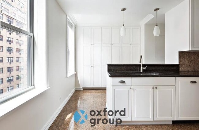 Photo - East 80th Street