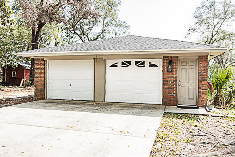 Photo - 301 Bullock Blvd