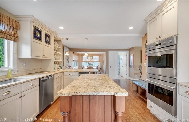 Photo - 173 Captains Dr