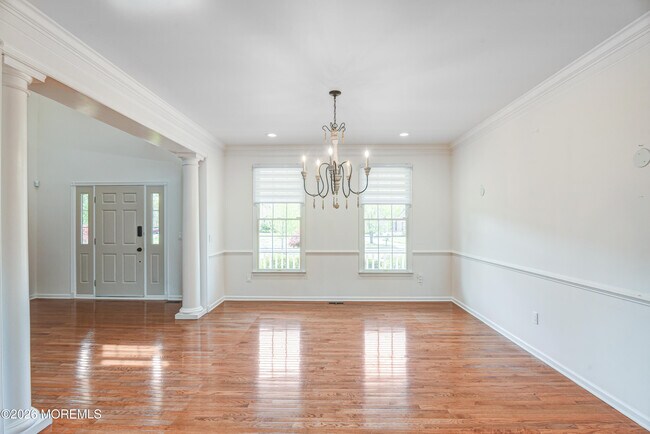 Photo - 9 Mackenzie Ct