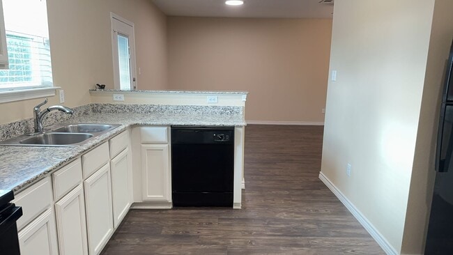 Photo - 3604 Barnacle Dr Unidad B
