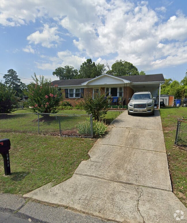 Building Photo - 6165 Timberland Dr Rental