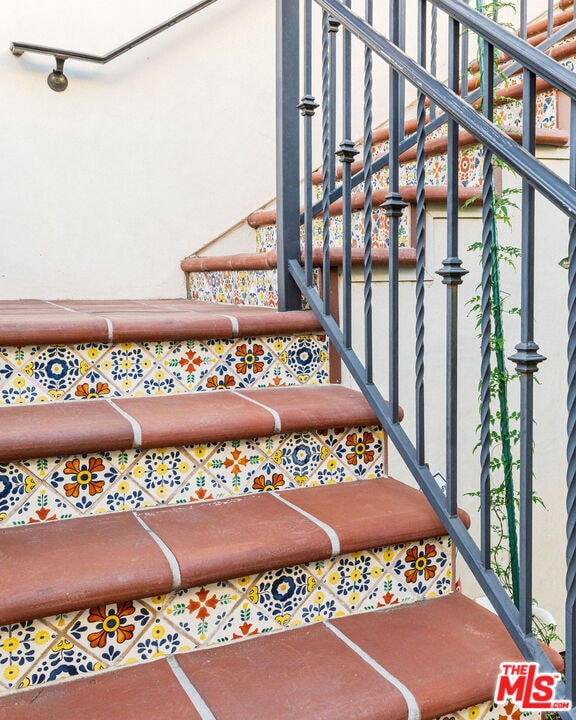 388 S Los Robles Ave Unit 206