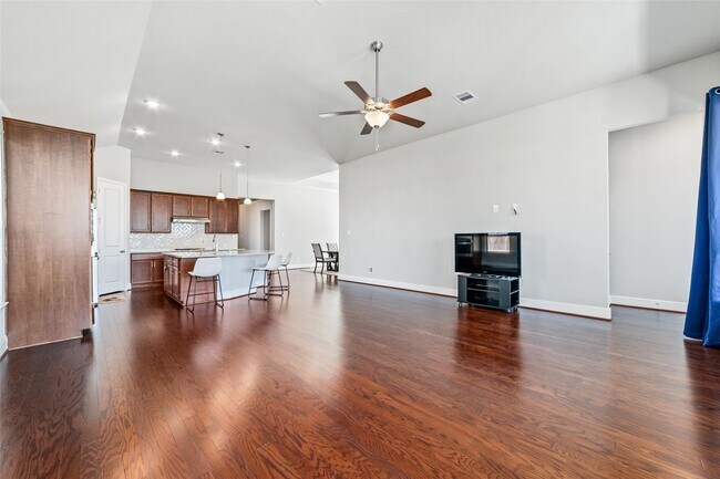 Photo - 10419 Talitha Trl