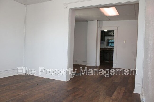 Photo - 1012 West St