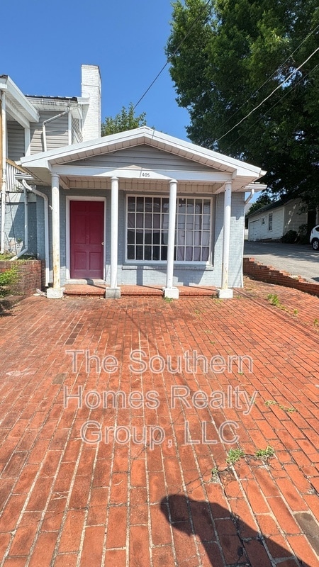 Building Photo - 405 S High St Rental