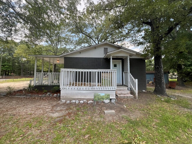 Photo - 1900 River Birch Dr