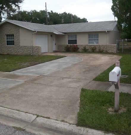 Building Photo - 9397 93rd St Rental
