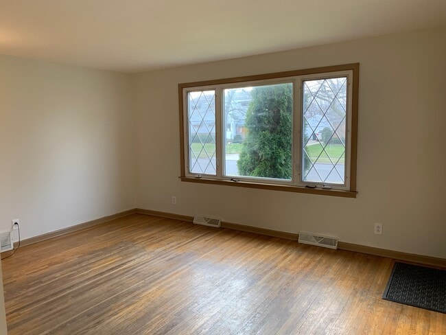 29 Glenside Ave Unit Floor 1