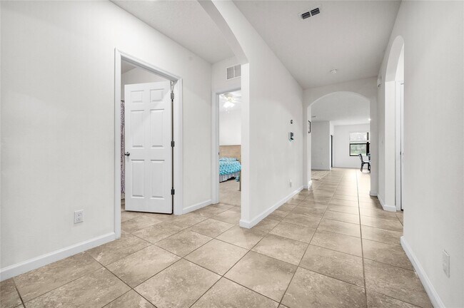 Photo - 6295 NW Regent St