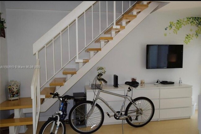 Photo - 798 Crandon Blvd