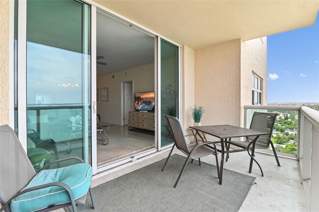 Photo - 2650 Lake Shore Dr Unit 1704