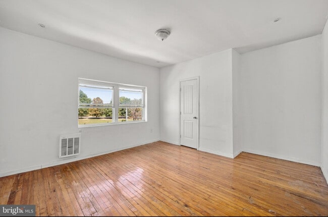 Photo - 5106 Parkside Ave Unit 3