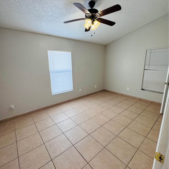 Photo - 9355 Dearmont Ave