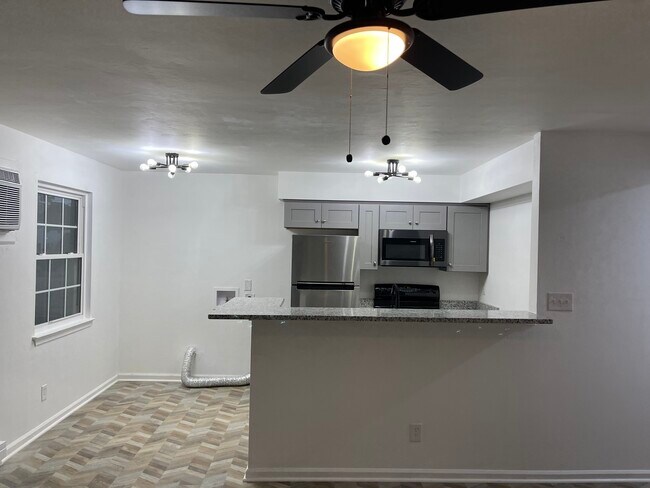 Photo - 7440 Fenner St Unidad 3