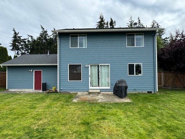 Photo - Lovely 3 Bedroom Home Close to Parks and Schools