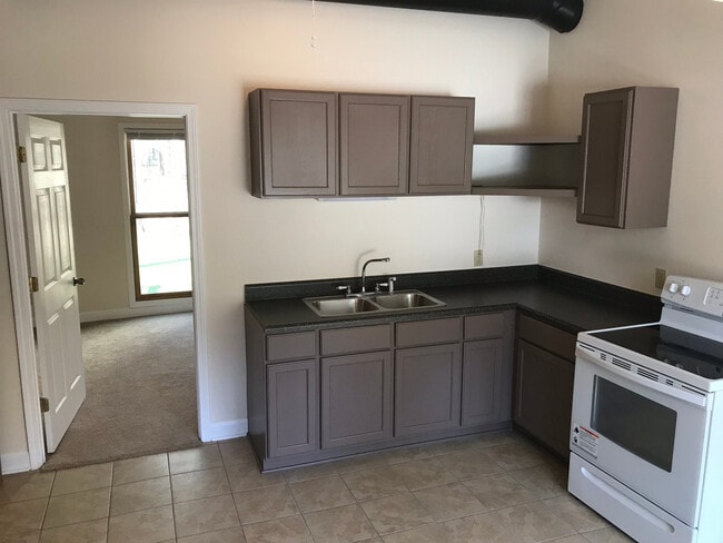 Photo - 77 Snapdragon Ln