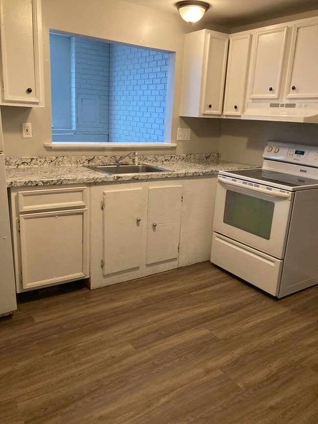 Photo - Spacious 3-Bedroom Townhome in Edgewood, MD – Convenient Location!