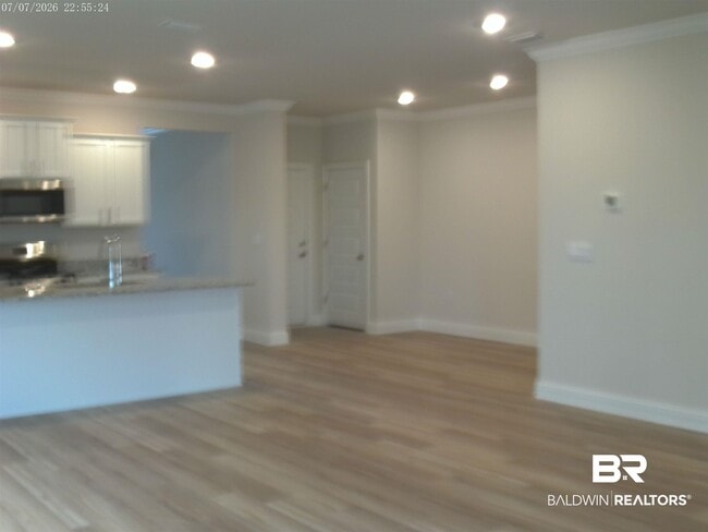 1069 Hayward Lp